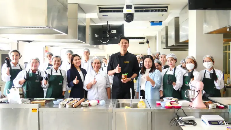 DPU ปั้น 'เป็ดพรีเมียม' ดึงเชฟดังสอนงานครัว สร้างแรงบันดาลใจนักโรงแรม DPU ปั้น 'เป็ดพรีเมียม' ดึงเชฟดังสอนงานครัว สร้างแรงบันดาลใจนักโรงแรม