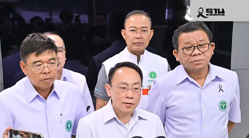 ปลัดสธ. เผย หาดใหญ่วิกฤติ ตั้งศูนย์พักพิง-ระดมทุกภาคส่วนช่วยปชช. ปลัดสธ. เผย หาดใหญ่วิกฤติ ตั้งศูนย์พักพิง-ระดมทุกภาคส่วนช่วยปชช.