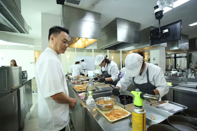 เรียนจริงทำจริง DPU ปั้น นักศึกษา สู่เจ้าของร้านอาหาร เรียนรู้กับตัวจริง เรียนจริงทำจริง DPU ปั้น นักศึกษา สู่เจ้าของร้านอาหาร เรียนรู้กับตัวจริง