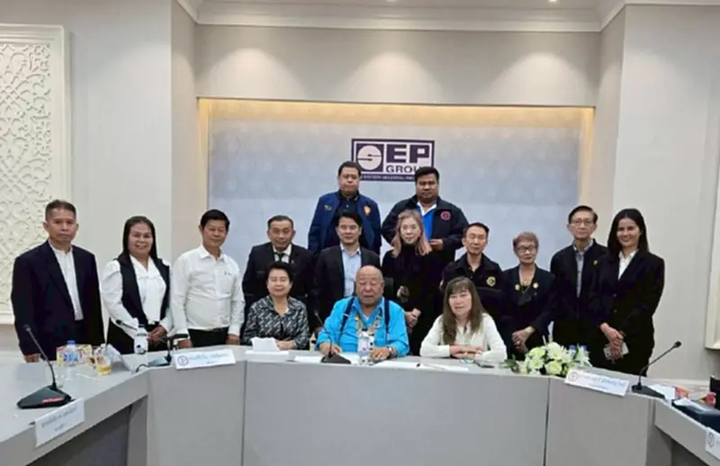 สภานายจ้าง จับมือ สภาลูกจ้าง ผ่าทางตันแรงงานไทย อุ้มอาชีพอิสระ สภานายจ้าง จับมือ สภาลูกจ้าง ผ่าทางตันแรงงานไทย อุ้มอาชีพอิสระ