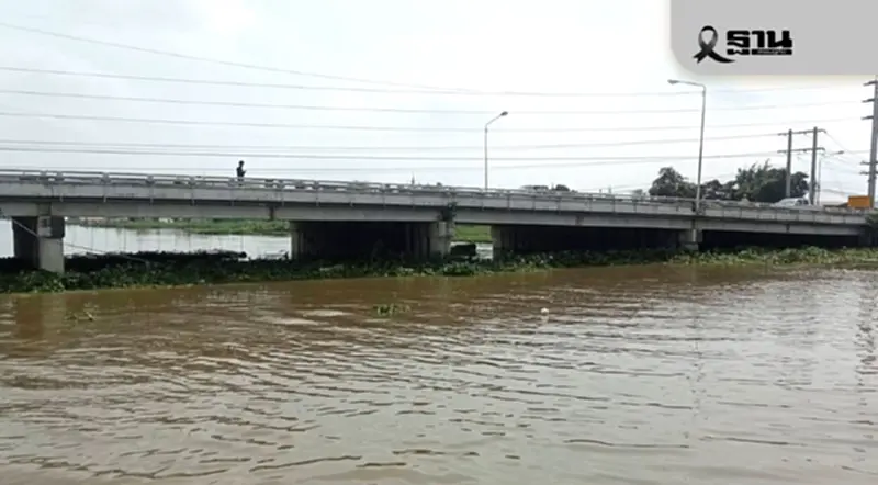กรมโยธาฯ ส่งเรือกำจัดผักตบชวา ร่วมแก้ปัญหาการระบายน้ำในแม่น้ำท่าจีน กรมโยธาฯ ส่งเรือกำจัดผักตบชวา ร่วมแก้ปัญหาการระบายน้ำในแม่น้ำท่าจีน