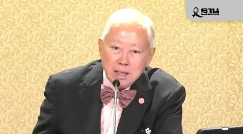 “บวรศักดิ์”ชี้ยื่นซักฟอกไม่ปิดทางยุบสภา เว้นแต่ญัตติสมบูรณ์แล้ว “บวรศักดิ์”ชี้ยื่นซักฟอกไม่ปิดทางยุบสภา เว้นแต่ญัตติสมบูรณ์แล้ว