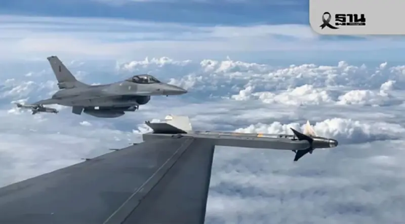กองทัพอากาศเผยใช้ F-16 โจมตีเป้าหมายทหารกัมพูชา ตามกฎหมายสากล-ปกป้องประชาชน กองทัพอากาศเผยใช้ F-16 โจมตีเป้าหมายทหารกัมพูชา ตามกฎหมายสากล-ปกป้องประชาชน
