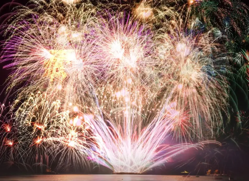 'ภูเก็ต' จัดใหญ่ เคาท์ดาวน์ 2026 ชมพลุ 2,000 นัดที่หาดกมลา 'ภูเก็ต' จัดใหญ่ เคาท์ดาวน์ 2026 ชมพลุ 2,000 นัดที่หาดกมลา