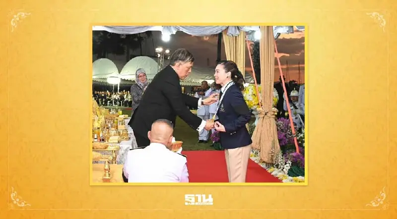 ในหลวง พระราชทานเหรียญรางวัล การแข่งขันกีฬาเรือใบ SSL47 พระราชินี ทรงรับเหรียญทองประวัติศาสตร์ ซีเกมส์ ครั้งที่ 33