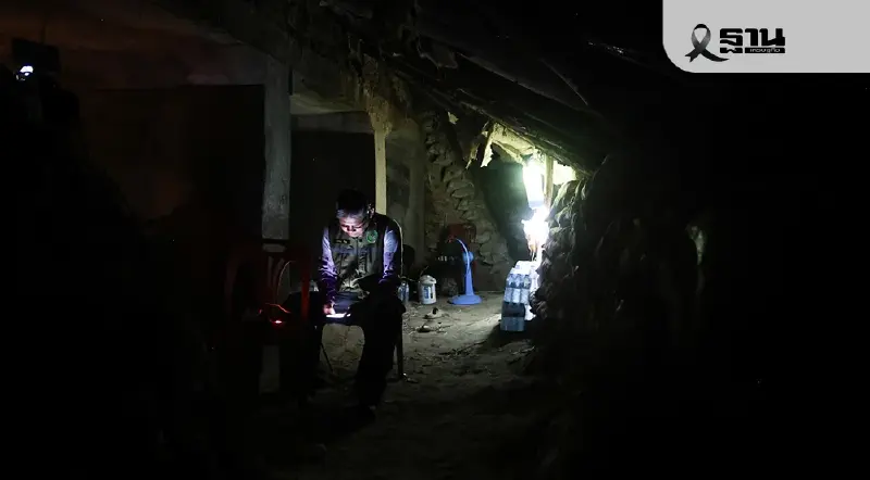 ชายแดนไทย-กัมพูชา เดือดทั้งคืน โจมตีหนักทั้งช่องบก-เขาพระวิหาร ชายแดนไทย-กัมพูชา เดือดทั้งคืน โจมตีหนักทั้งช่องบก-เขาพระวิหาร