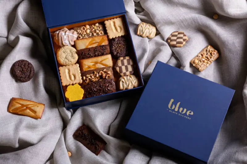 Blue Festive Delights: ของขวัญโฮมเมดฝรั่งเศสระดับพรีเมียม โดยเชฟมิชลิน Blue Festive Delights: ของขวัญโฮมเมดฝรั่งเศสระดับพรีเมียม โดยเชฟมิชลิน