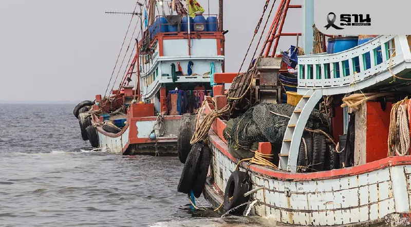 กองทัพเรือ ประกาศเตือนชาวประมง ให้เลี่ยงเดินเรือใกล้เขตชายแดนไทย–กัมพูชา กองทัพเรือ ประกาศเตือนชาวประมง ให้เลี่ยงเดินเรือใกล้เขตชายแดนไทย–กัมพูชา