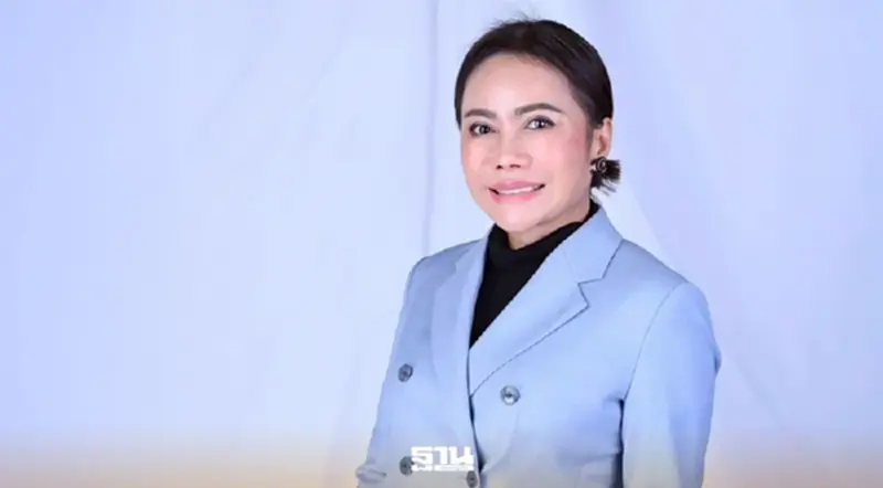 ฟ้าผ่า! บอร์ด อ.ส.ค.สั่งพักงาน ผอ. ตั้งกรรมการสอบพฤติกรรมบริหาร ฟ้าผ่า! บอร์ด อ.ส.ค.สั่งพักงาน ผอ. ตั้งกรรมการสอบพฤติกรรมบริหาร