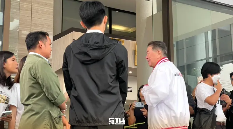 ‘ภูมิธรรม’ เปิดใจหลังปิดหีบ ย้ำรอผลทางการ เคารพการตัดสินใจประชาชน