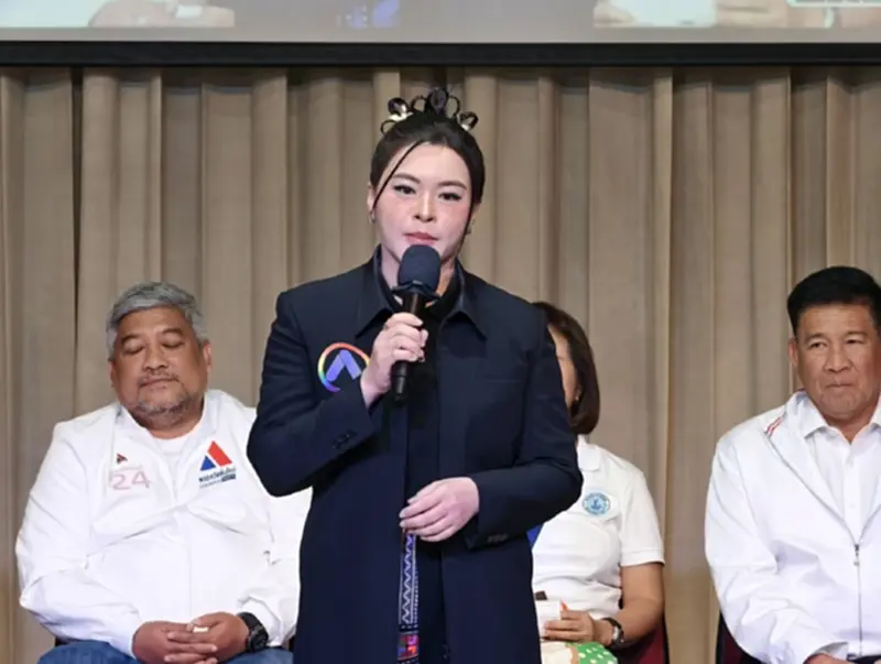 ‘มาดามหยก’ จี้รัฐเร่งจ่ายเยียวยา ประกันโควิดค้าง 7 หมื่นล้าน ชี้รัฐต้องรับผิดชอบ ‘มาดามหยก’ จี้รัฐเร่งจ่ายเยียวยา ประกันโควิดค้าง 7 หมื่นล้าน ชี้รัฐต้องรับผิดชอบ