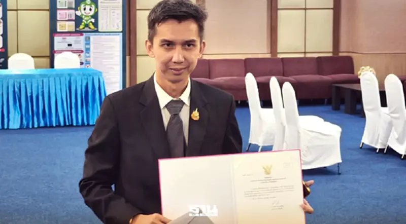 'ชนนพัฒฐ์' สส.สงขลา เชื่อ ไม่เป็นจุดอ่อนทำ 'กล้าธรรม' อดร่วมรัฐบาล 'ชนนพัฒฐ์' สส.สงขลา เชื่อ ไม่เป็นจุดอ่อนทำ 'กล้าธรรม' อดร่วมรัฐบาล