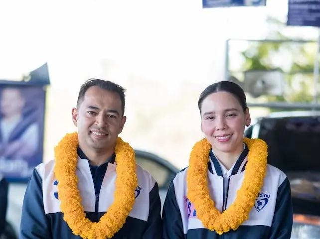 “ซาบีดา” ควงพ่อช่วย “ชานนท์” โค้งสุดท้าย เลือกภูมิใจไทยกลับบริหารประเทศ