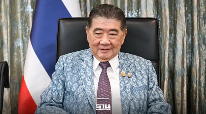 ‘ภูมิธรรม เวชยชัย’ แจงหวนนั่งเก้าอี้ ‘รมว.กลาโหม’ เป็น Fake News ‘ภูมิธรรม เวชยชัย’ แจงหวนนั่งเก้าอี้ ‘รมว.กลาโหม’ เป็น Fake News
