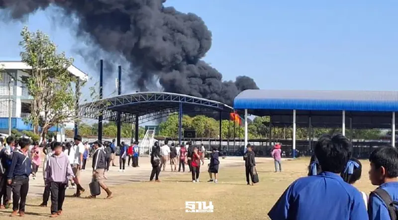 เกิดเหตุรถบรทุกน้ำมันระเบิดใกล้ปั๊ม-โรงเรียนศรีกระนวน ขอนแก่น