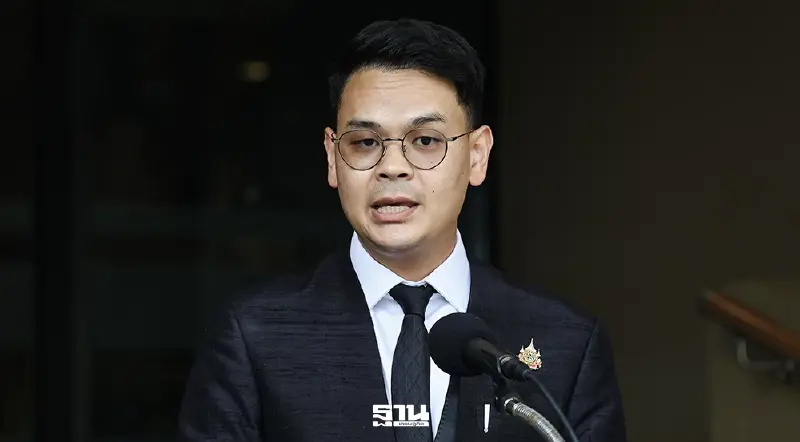 'ไชยชนก' แทงกั๊กนั่ง มท.1 ย้ำรอกกต.รับรองผลเลือกตั้งก่อน 'ไชยชนก' แทงกั๊กนั่ง มท.1 ย้ำรอกกต.รับรองผลเลือกตั้งก่อน