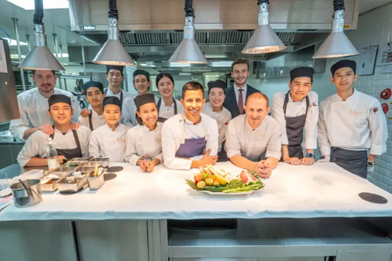 Blue by Alain Ducasse ผงาดคว้า Best French Restaurant และ Top 20 ของไทย! Blue by Alain Ducasse ผงาดคว้า Best French Restaurant และ Top 20 ของไทย!