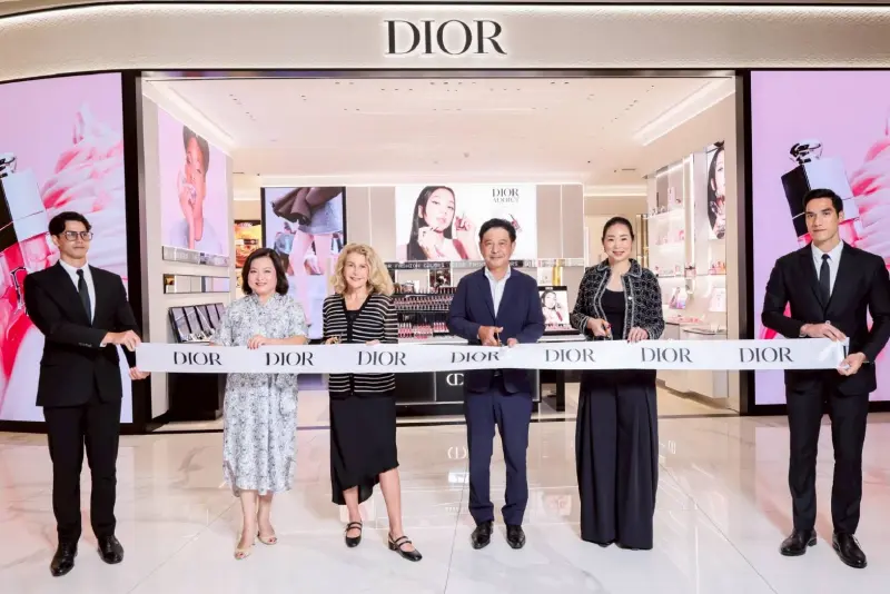 ดิออร์ บิวตี้ เปิดบูติคใหญ่สุดอาเซียนที่ไอคอนสยาม ยกระดับตลาดลักชัวรีไทย ดิออร์ บิวตี้ เปิดบูติคใหญ่สุดอาเซียนที่ไอคอนสยาม ยกระดับตลาดลักชัวรีไทย