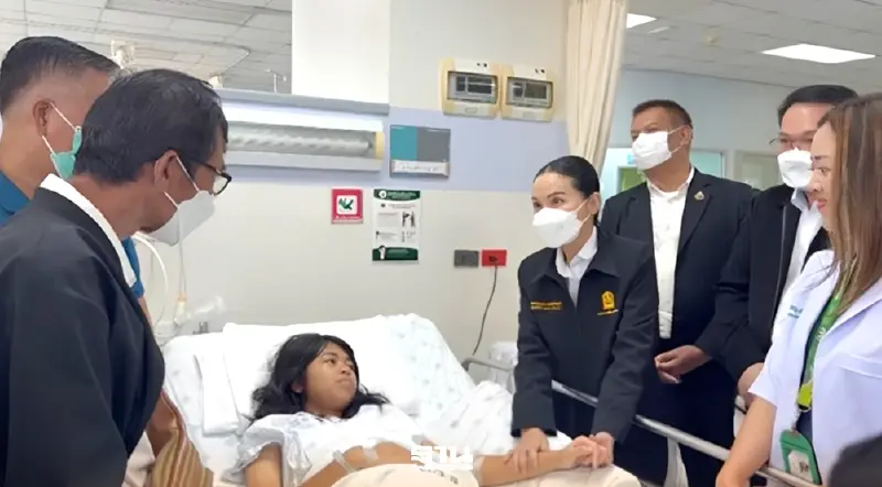 รมว.ศธ.เยี่ยมนร.เหยื่อเหตุบุกยิง รร.พะตงฯ ชื่นชมสติ-กล้าหาญ ย้ำดูแลเต็มที่