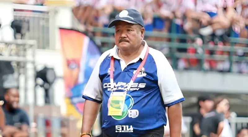 ปิดตำนานรถขนฝัน! 'อ.สกล เกลี้ยงประเสริฐ' เตรียมลาหมอนทองวิทยา ปิดตำนานรถขนฝัน! 'อ.สกล เกลี้ยงประเสริฐ' เตรียมลาหมอนทองวิทยา