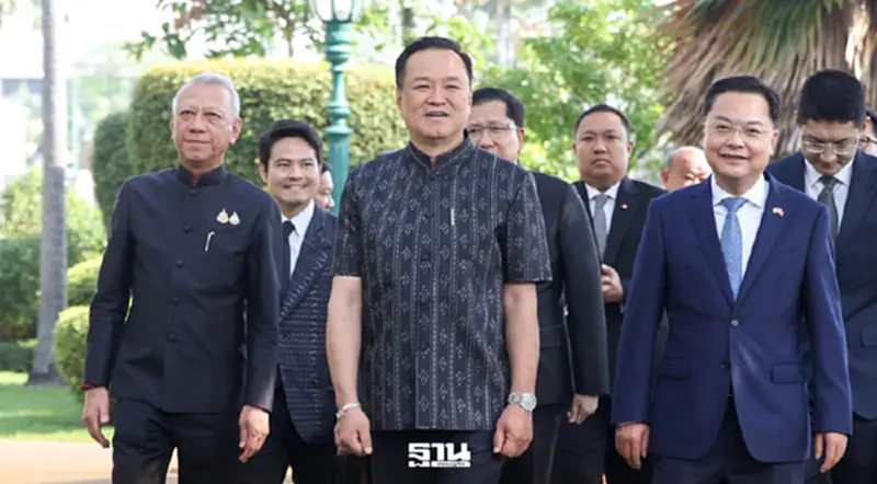 เอกชนส่งสัญญาณแรง รัฐบาลใหม่ต้องรีบตัดสินใจ ปลดล็อกหนี้-ค่าเงินบาท-สินเชื่อ เอกชนส่งสัญญาณแรง รัฐบาลใหม่ต้องรีบตัดสินใจ ปลดล็อกหนี้-ค่าเงินบาท-สินเชื่อ