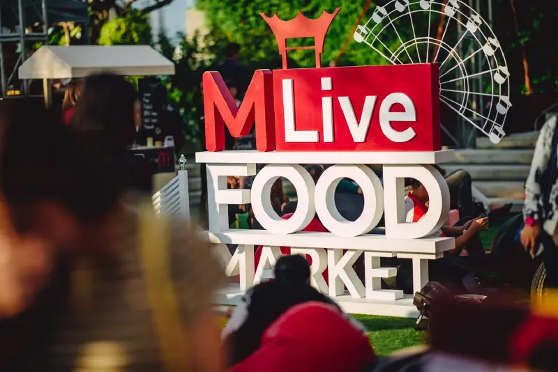 เริ่มแล้ว! M-Live Food Market คาร์นิวัลสตรีทฟู้ดใจกลางราชประสงค์