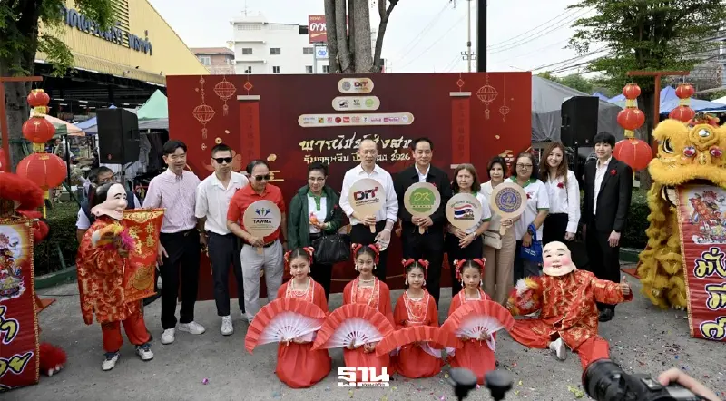 เช็กพิกัด 20 ตลาด ไก่ต้มสุก 200 บ. พาณิชย์ลดจัดหนักชุดไหว้ตรุษจีน 2569