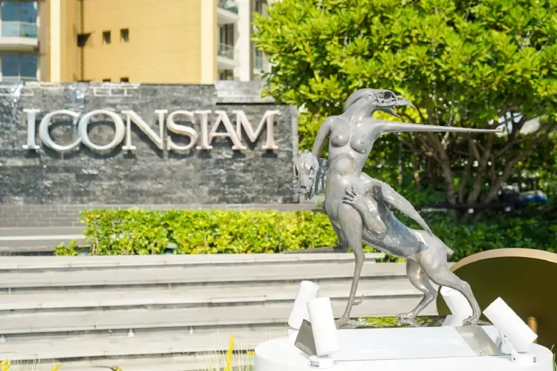 ไอคอนสยาม เปิดนิทรรศการ “SIGN OF SIAM” ตีความอัตลักษณ์ไทยสู่โลกปัจจุบัน