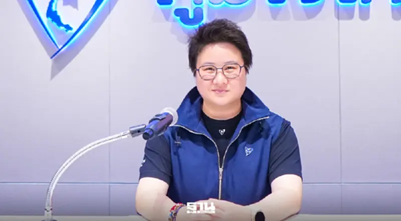 "ภูมิใจไทย" จ่อยื่นญัตติด่วนแก้ปัญหาน้ำมันแพงเข้าสภาพรุ่งนี้ "ภูมิใจไทย" จ่อยื่นญัตติด่วนแก้ปัญหาน้ำมันแพงเข้าสภาพรุ่งนี้