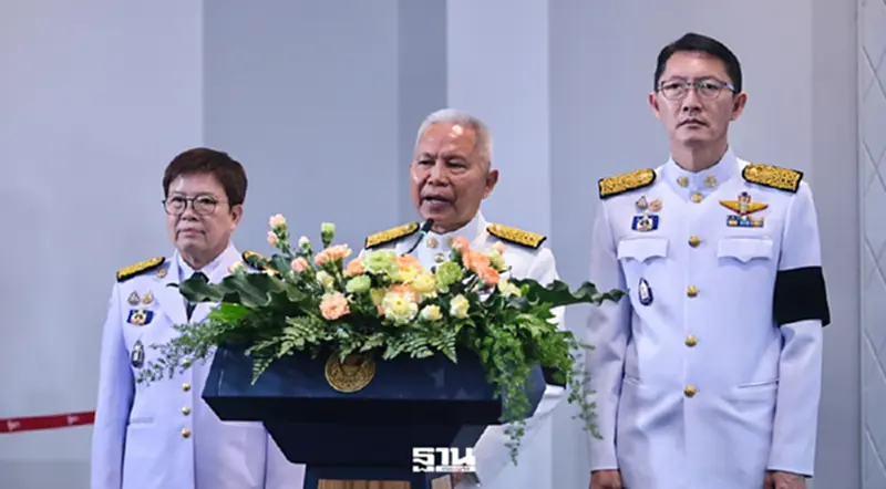 'โสภณ' ประเดิมเก้าอี้ ปธ.สภาฯ เรียกประชุมโหวตนายกฯ 19 มี.ค.นี้ 'โสภณ' ประเดิมเก้าอี้ ปธ.สภาฯ เรียกประชุมโหวตนายกฯ 19 มี.ค.นี้