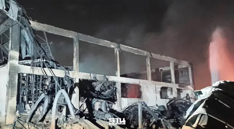 'สุชาติ'สั่ง ติดตามไฟไหม้โรงงานทินเนอร์ จัดทีมเฝ้าระวัง-จัดการสิ่งแวดล้อม 'สุชาติ'สั่ง ติดตามไฟไหม้โรงงานทินเนอร์ จัดทีมเฝ้าระวัง-จัดการสิ่งแวดล้อม