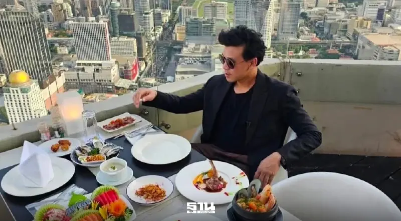 "เบียร์ ใบหยก" ประกาศ สวนกระแสน้ำมันพุ่ง 6 บาท ยัน "ไม่ขึ้นราคา" ทั้งโรงแรม-บุฟเฟ่ต์ "เบียร์ ใบหยก" ประกาศ สวนกระแสน้ำมันพุ่ง 6 บาท ยัน "ไม่ขึ้นราคา" ทั้งโรงแรม-บุฟเฟ่ต์