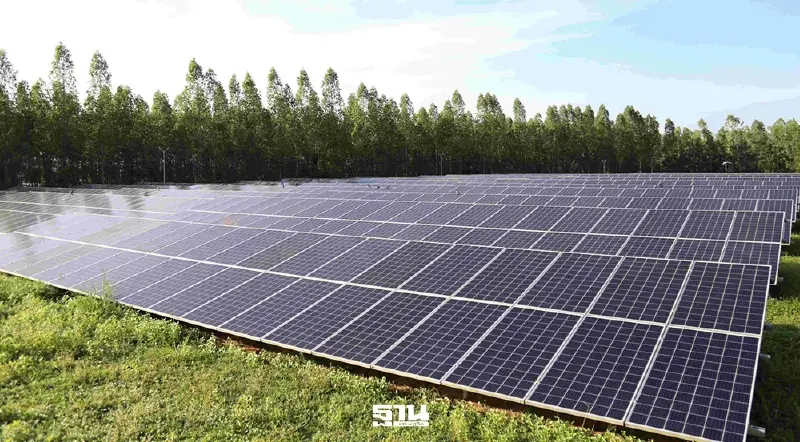 ศึกภูมิรัฐศาสตร์ดันต้นทุนพุ่ง BLC ปรับทัพเปิด “โซลาร์ฟาร์ม” รุกตลาดยา ศึกภูมิรัฐศาสตร์ดันต้นทุนพุ่ง BLC ปรับทัพเปิด “โซลาร์ฟาร์ม” รุกตลาดยา