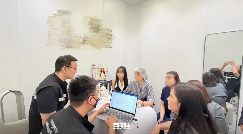 กรม สบส. บุกคลินิกย่านปทุมวัน สอบปมหนุ่ม 38 สลบยาวหลังศัลยกรรม กรม สบส. บุกคลินิกย่านปทุมวัน สอบปมหนุ่ม 38 สลบยาวหลังศัลยกรรม