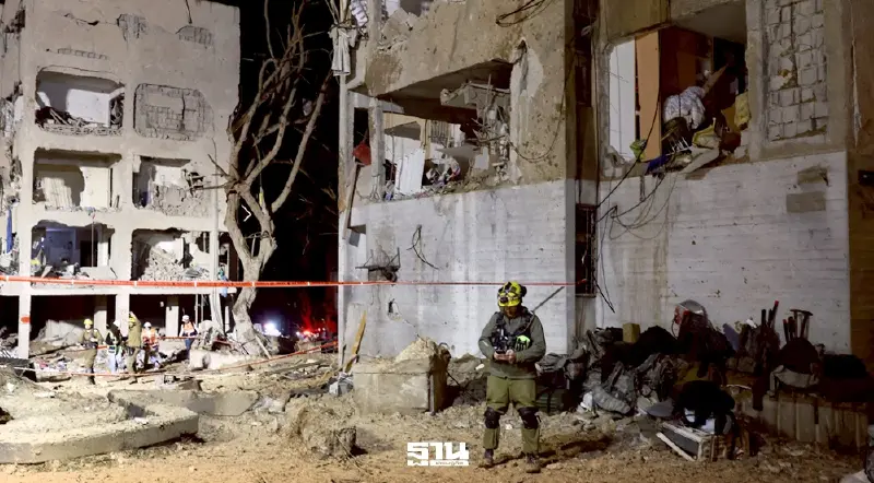 อิหร่านยิงขีปนาวุธถล่มเมืองใกล้โรงงานนิวเคลียร์อิสราเอล บาดเจ็บกว่า 100 ราย อิหร่านยิงขีปนาวุธถล่มเมืองใกล้โรงงานนิวเคลียร์อิสราเอล บาดเจ็บกว่า 100 ราย