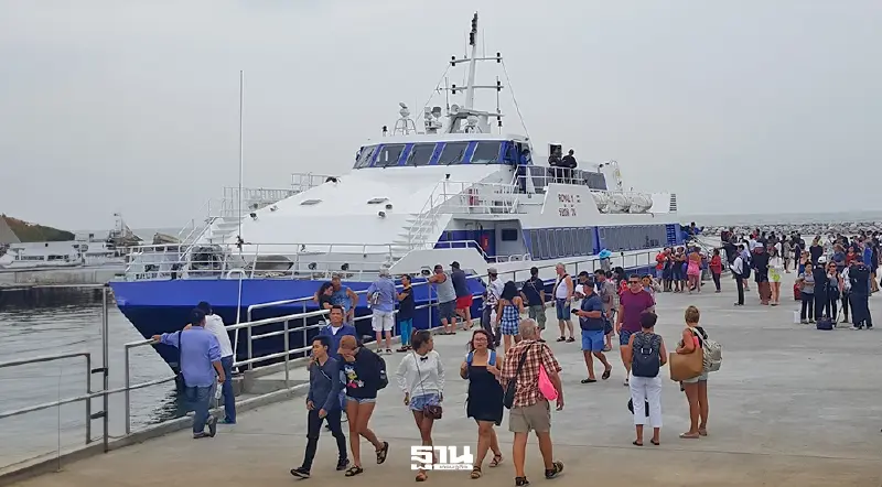 แบกต่อไม่ไหว 14 มี.ค. เรือเฟอร์รี่ ดอนสัก-เกาะสมุย-พะงันประกาศปรับขึ้นราคาหลังสงครามยืดเยื้อ