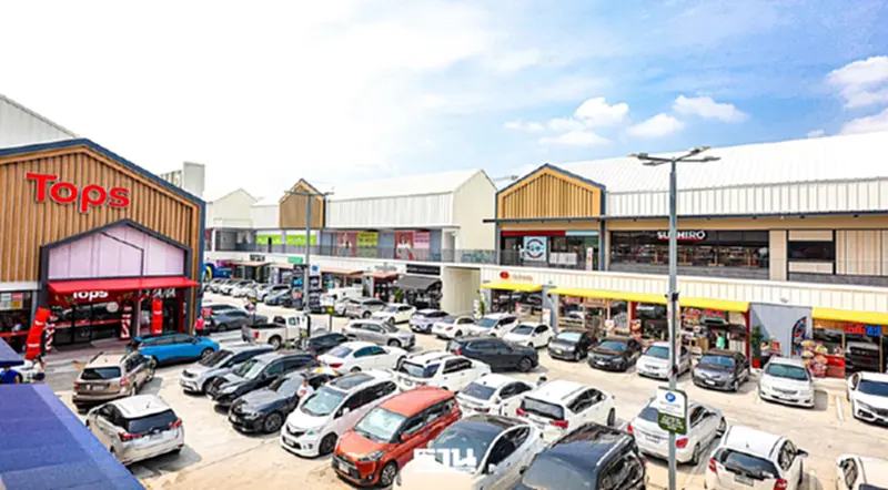 ชิงกำลังซื้อฝั่งธน ทุ่ม 200 ล้านปั้น LITTLE WALK ดึง 40 แบรนด์ดังเจาะกลุ่ม Rising Star ชิงกำลังซื้อฝั่งธน ทุ่ม 200 ล้านปั้น LITTLE WALK ดึง 40 แบรนด์ดังเจาะกลุ่ม Rising Star