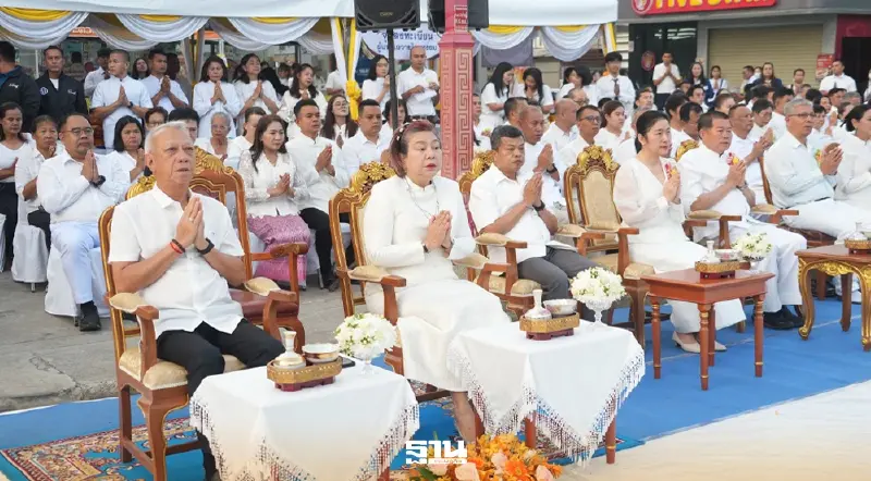 “พิพัฒน์-นิพนธ์”ทำบุญ 109 ปี เมืองหาดใหญ่ ถวายเป็นพระราชกุศลพระพันปีหลวง “พิพัฒน์-นิพนธ์”ทำบุญ 109 ปี เมืองหาดใหญ่ ถวายเป็นพระราชกุศลพระพันปีหลวง