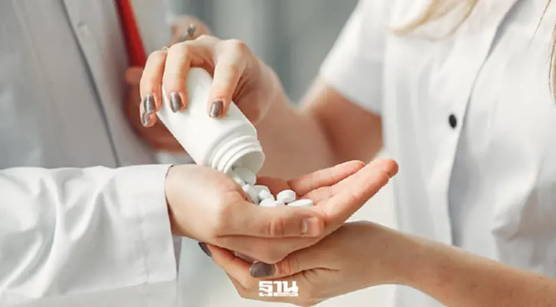 รพ. แห่ปรับเกณฑ์จ่ายยา! รับมือวิกฤตตะวันออกกลาง จำกัดการรับยาครั้งละไม่เกิน 1-3 เดือน รพ. แห่ปรับเกณฑ์จ่ายยา! รับมือวิกฤตตะวันออกกลาง จำกัดการรับยาครั้งละไม่เกิน 1-3 เดือน
