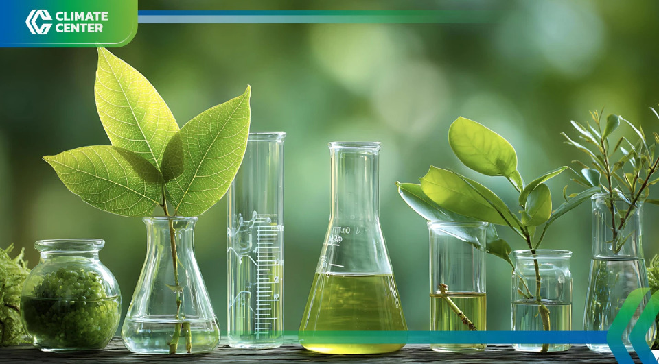 ‘UAC’ อัด 150 ล้าน เสริมแกร่ง 4 ธุรกิจ ปั้น‘เคมีภัณฑ์สีเขียว-วัสดุชีวภาพ’ รับเทรนคาร์บอนตํ่า