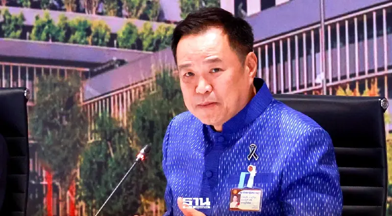 ‘อนุทิน’ เซ็นคำสั่งด่วนโรงกลั่น-ผู้ค้า แจ้งยอดน้ำมันทุกวัน คุมซื้อเกิน 3 พันลิตร ‘อนุทิน’ เซ็นคำสั่งด่วนโรงกลั่น-ผู้ค้า แจ้งยอดน้ำมันทุกวัน คุมซื้อเกิน 3 พันลิตร