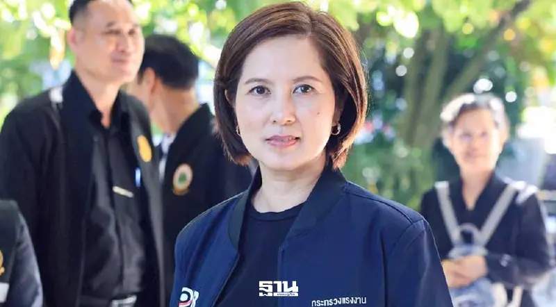 หวั่นคนไทยตกงานเพิ่มขึ้น ตรีนุช สั่งกรมจัดหางานเตรียม 50,000 ตำแหน่งรองรับ หวั่นคนไทยตกงานเพิ่มขึ้น ตรีนุช สั่งกรมจัดหางานเตรียม 50,000 ตำแหน่งรองรับ