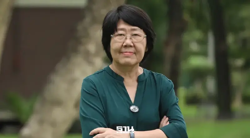 รสนากดดันรัฐลดราคาน้ำมัน ชี้สิงคโปร์ลง 3 บาทแต่คนไทยยังไม่เห็นผล รสนากดดันรัฐลดราคาน้ำมัน ชี้สิงคโปร์ลง 3 บาทแต่คนไทยยังไม่เห็นผล