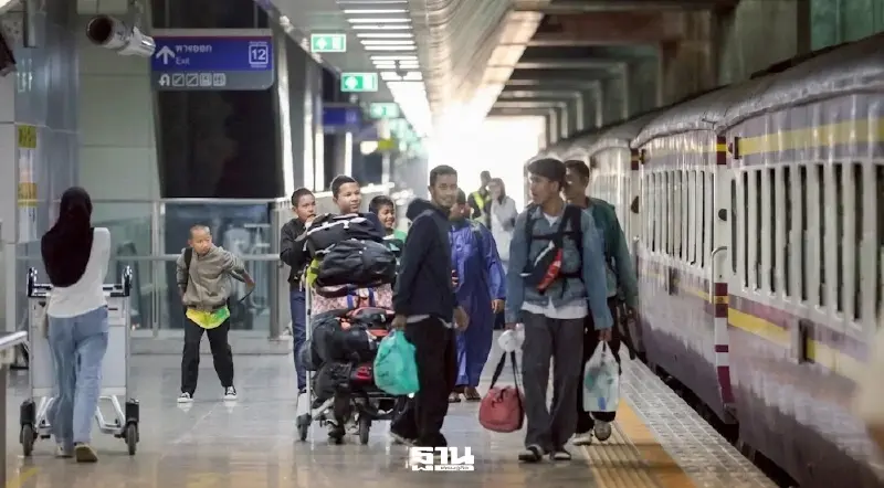 คนไทยแห่กลับบ้าน-เที่ยวสงกรานต์ ดันยอดใช้รถไฟพุ่งกว่า 9.5 หมื่นรายในวันเดียว