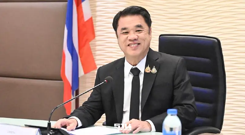 เกษตรฯ ลุยเชือด “ทุเรียนอ่อน” เฉียด 7 ตัน!ขู่ฟันล้งผิดซ้ำพัก-ถอนใบอนุญาตทันที เกษตรฯ ลุยเชือด “ทุเรียนอ่อน” เฉียด 7 ตัน!ขู่ฟันล้งผิดซ้ำพัก-ถอนใบอนุญาตทันที