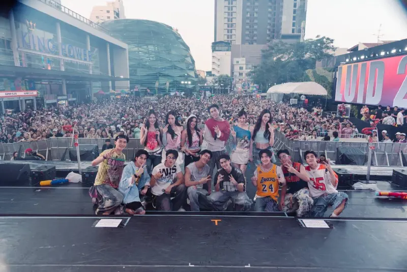 หยุดโลก SUPERFLUID 2026 คนล้นรางน้ำ 4NOLOGUE ยกระดับสงกรานต์ไทย