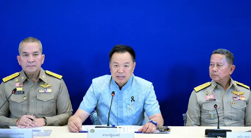 'อนุทิน' แฉพิรุธ 6 กลโกง 'แก๊งกักตุนน้ำมัน' สั่ง DSI เช็กบิล ไม่สนมีอิทธิพลแค่ไหน