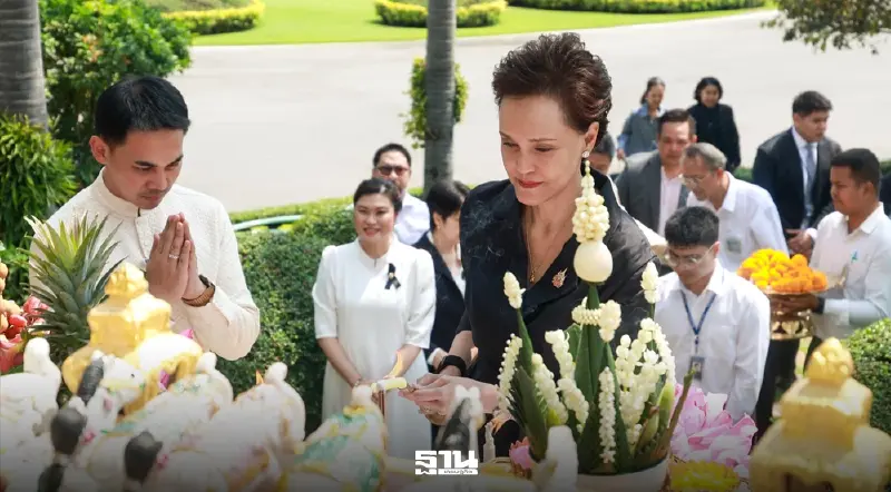 ‘ศุภจี สุธรรมพันธุ์’ ถือฤกษ์ดี 10.30 น. สักการะสิ่งศักดิ์สิทธิ์ในทำเนียบ ‘ศุภจี สุธรรมพันธุ์’ ถือฤกษ์ดี 10.30 น. สักการะสิ่งศักดิ์สิทธิ์ในทำเนียบ