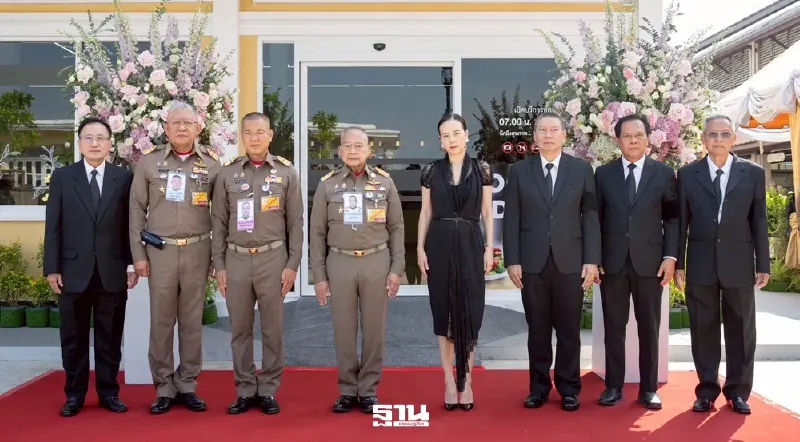 เปิดโกลเด้น เพลซ สาขาท่าเตียน พลิกโฉมตลาดท่าเตียน เสน่ห์ทางวัฒนธรรมริมแม่น้ำเจ้าพระยา เปิดโกลเด้น เพลซ สาขาท่าเตียน พลิกโฉมตลาดท่าเตียน เสน่ห์ทางวัฒนธรรมริมแม่น้ำเจ้าพระยา