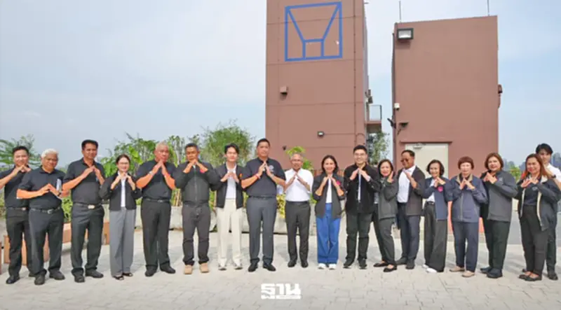 “นิกร” รมว.พม. เดินหน้าปั้นชุมชนดินแดงสู่ Smart City ชูโมเดลพัฒนาเมืองตอบโจทย์อนาคต “นิกร” รมว.พม. เดินหน้าปั้นชุมชนดินแดงสู่ Smart City ชูโมเดลพัฒนาเมืองตอบโจทย์อนาคต
